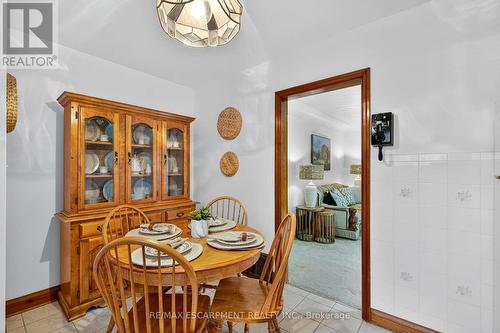 961 Danforth Avenue, Burlington, ON - Indoor Photo Showing Dining Room
