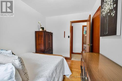 961 Danforth Avenue, Burlington, ON - Indoor Photo Showing Bedroom
