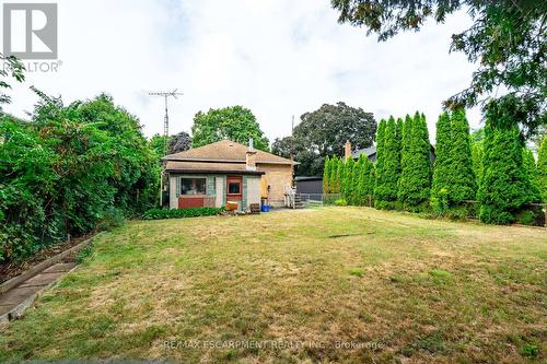 961 Danforth Avenue, Burlington, ON - Outdoor