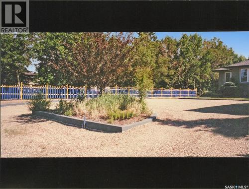 30 West Park Drive, Battleford, SK - Outdoor