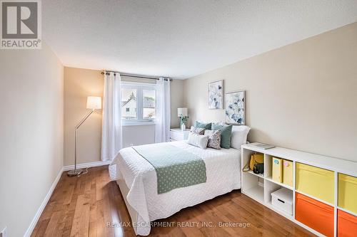 16 Ackrow Court, Toronto, ON - Indoor Photo Showing Bedroom