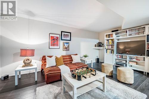 16 Ackrow Court, Toronto, ON - Indoor Photo Showing Living Room
