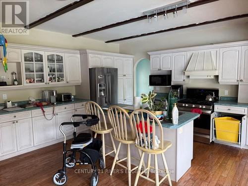 1432 County Rd 2 Road, Elizabethtown-Kitley, ON - Indoor Photo Showing Kitchen