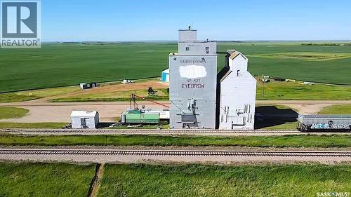 Quantum Processing, Eyebrow Rm No. 193, SK 