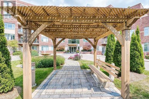 103 - 400 Romeo Street N, Stratford, ON - Outdoor