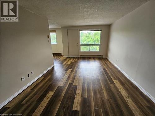 4 Avalon Place Unit# 102, Kitchener, ON - Indoor Photo Showing Other Room