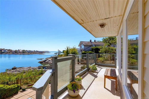 157 Robertson St, Victoria, BC 