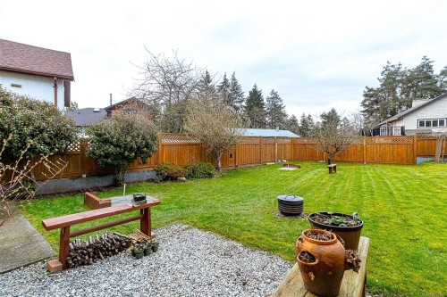 1135 Mcdonald Cres, Nanaimo, BC 