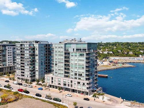 701 67 Kings Wharf Place, Dartmouth, NS 