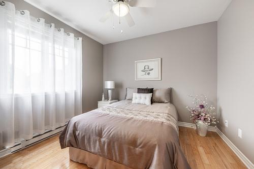 Chambre à coucher - 24 Ch. Des Patriotes E., Saint-Jean-Sur-Richelieu, QC - Indoor Photo Showing Bedroom