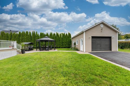 Garage - 24 Ch. Des Patriotes E., Saint-Jean-Sur-Richelieu, QC - Outdoor