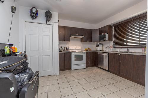 Cuisine - 330  - 334 Rue St-Jacques, Montréal (Lachine), QC - Indoor Photo Showing Kitchen