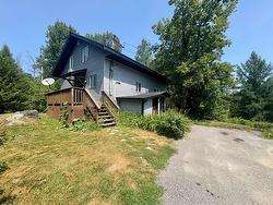 721  - 723 Ch. de Ferme-Rouge  Mont-Laurier, QC J9L 3G3