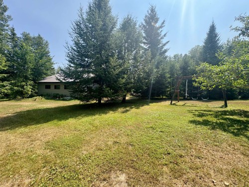 Terre/Terrain - 721  - 723 Ch. De Ferme-Rouge, Mont-Laurier, QC - Outdoor