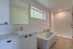 Ensuite bathroom - 
