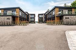 C-144 Ch. du Tour-du-Lac  Sainte-Agathe-Des-Monts, QC J8C 2Z8