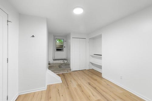 Bedroom - 4670 Rue Clark, Montréal (Le Plateau-Mont-Royal), QC - Indoor Photo Showing Other Room