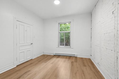 Primary bedroom - 4670 Rue Clark, Montréal (Le Plateau-Mont-Royal), QC - Indoor Photo Showing Other Room