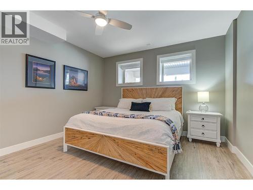 514 Quartz Crescent Unit# 6, Kelowna, BC - Indoor Photo Showing Bedroom