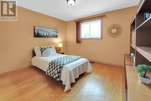 11 Pinard Street, Hamilton, ON - Indoor Photo Showing Bedroom