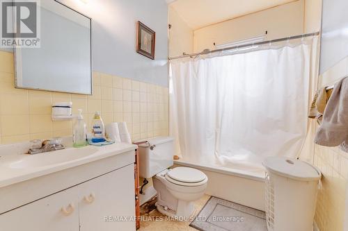 601 St Felix Street, Cornwall, ON - Indoor Photo Showing Bathroom