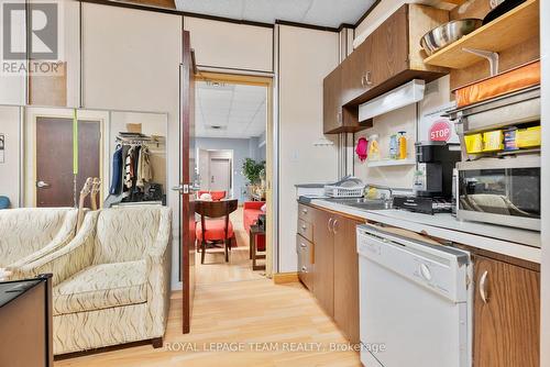 Kitchen - A01 - 450 Rideau Street, Ottawa, ON 