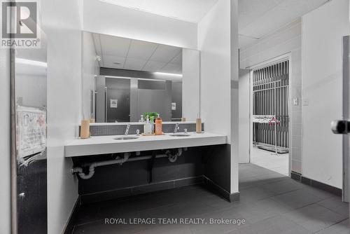 Men's Washroom - A01 - 450 Rideau Street, Ottawa, ON 