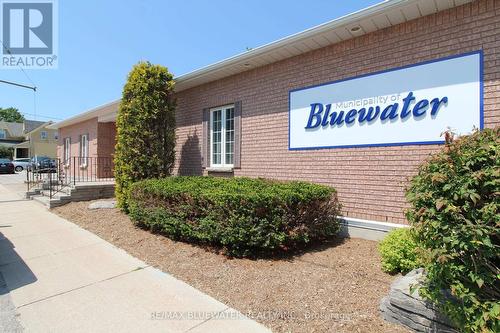 11 Mill Avenue, Bluewater (Zurich), ON - Outdoor