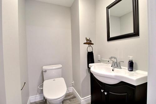 Salle d'eau - 343  - 345 Route 111, Val-D'Or, QC 