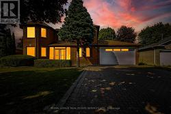 18 TREMONT COURT  Brampton, ON L6Z 4C8