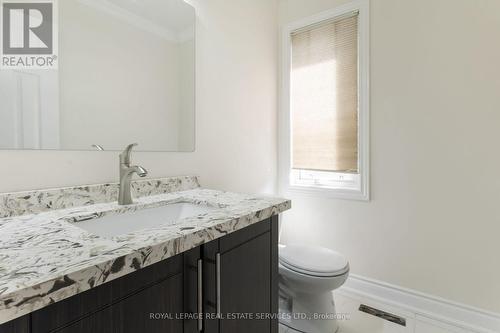 18 Tremont Court, Brampton, ON - Indoor Photo Showing Bathroom