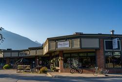 A-415 Victoria Road  Revelstoke, BC V0E 2S0