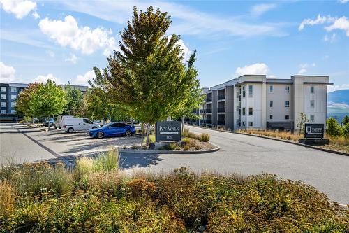 Ph17-775 Academy Way, Kelowna, BC - Outdoor