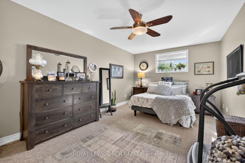 6128 Eighth Line, Erin, ON - Indoor Photo Showing Bedroom