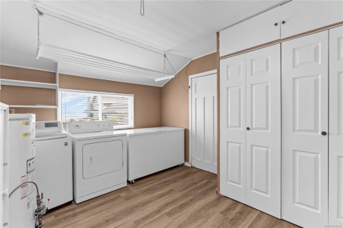 35 Bowser Rd, Bowser, BC 