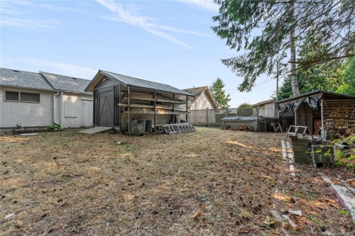 35 Bowser Rd, Bowser, BC 