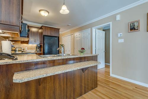 Kitchen - 273 Rue De Barcelone, Dollard-Des-Ormeaux, QC - Indoor Photo Showing Kitchen