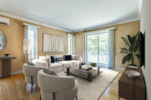 Living room - 273 Rue De Barcelone, Dollard-Des-Ormeaux, QC - Indoor Photo Showing Living Room