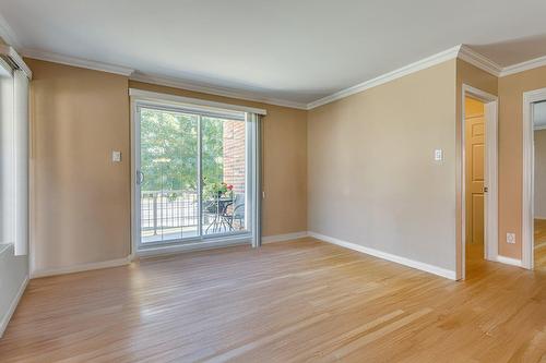 Living room - 273 Rue De Barcelone, Dollard-Des-Ormeaux, QC - Indoor Photo Showing Other Room