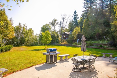 Terrasse - 523 Ch. De La Rivière-Bergeron, Piopolis, QC - Outdoor With Backyard