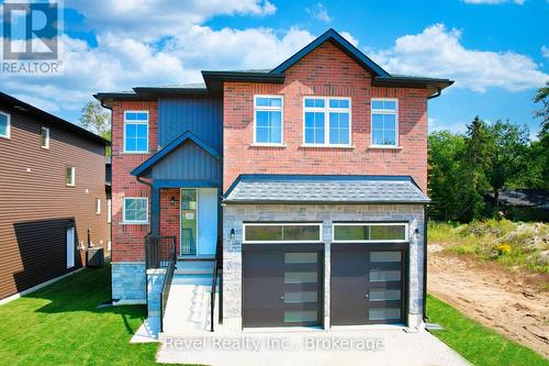 43 JOANNE CRESCENT  Wasaga Beach, ON L9Z 2N9