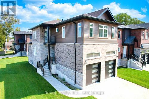 45 JOANNE CRESCENT  Wasaga Beach, ON L9Z 2N9