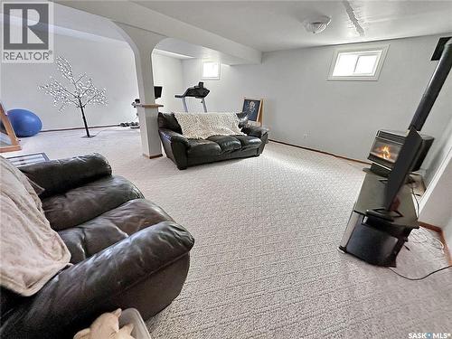 219 4Th Avenue, Whitewood, SK - Indoor Photo Showing Basement