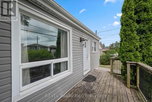 229 Morton Street, Thorold (Allanburg/Thorold South), ON - Outdoor With Deck Patio Veranda With Exterior