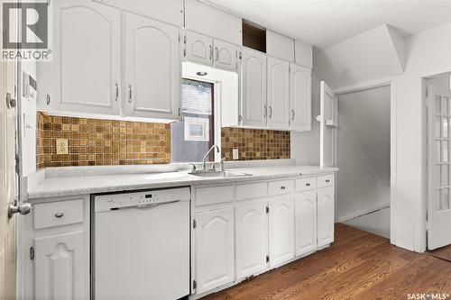 1357 Elphinstone Street, Regina, SK - Indoor Photo Showing Kitchen
