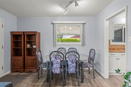 8101 Torrent Drive, Coldstream, BC - Indoor Photo Showing Dining Room