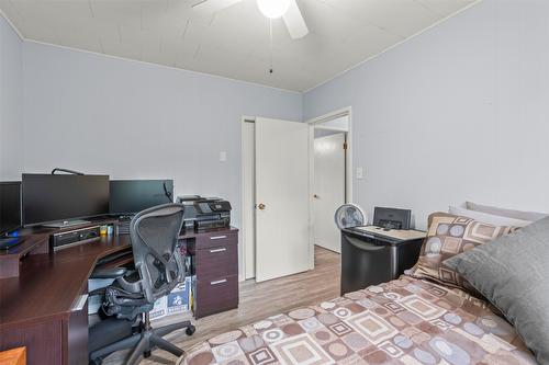 8101 Torrent Drive, Coldstream, BC - Indoor Photo Showing Bedroom