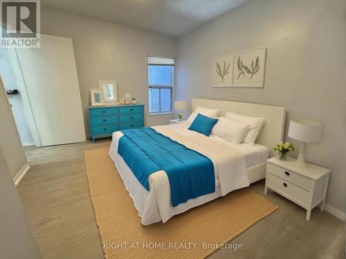 2 - 222 Lyon Street N, Ottawa, ON - Indoor Photo Showing Bedroom