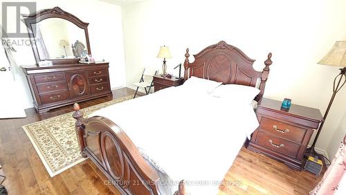 45 Locust Crescent, London South (South X), ON - Indoor Photo Showing Bedroom