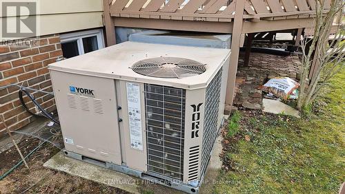 45 Locust Crescent, London South (South X), ON - 